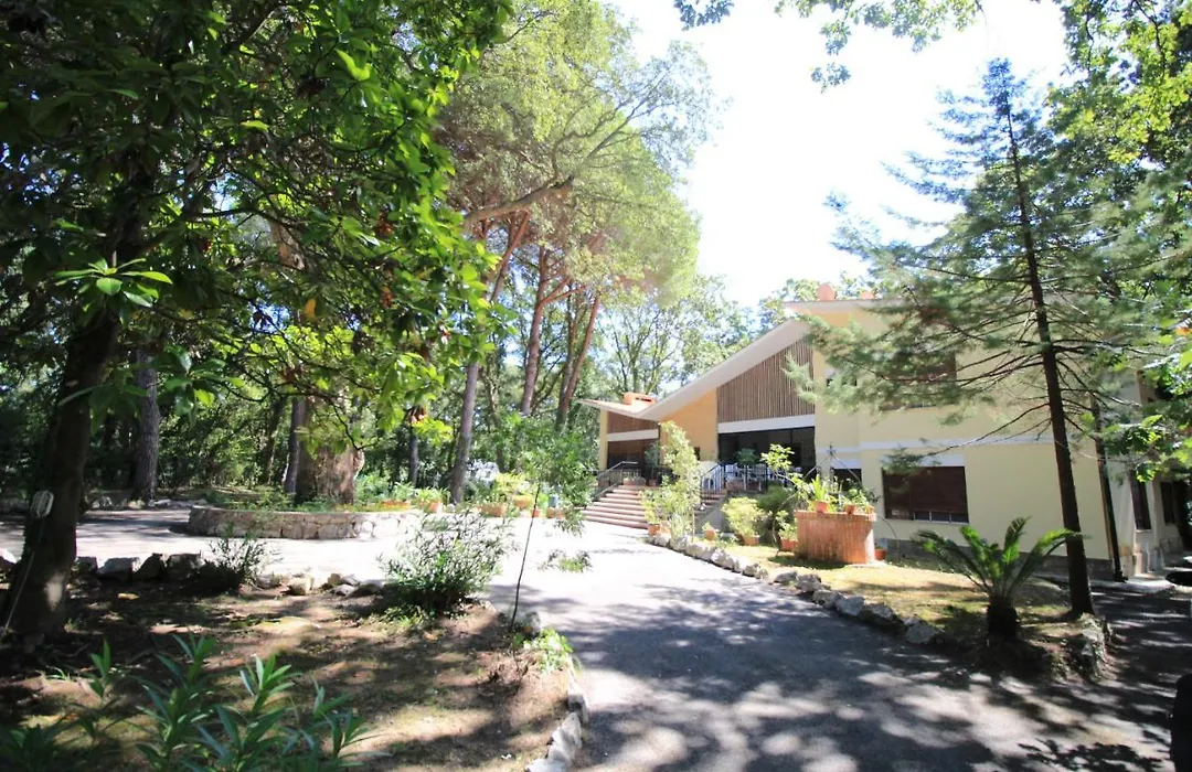 Villa alla Baia d'argento-1